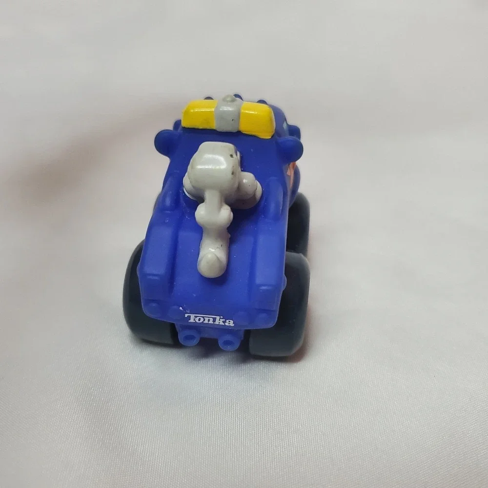 Wheel Pals Blue Tow Truck Tonka Lil Chuck & Friends Handy Tow Truck Hasbro 2014
